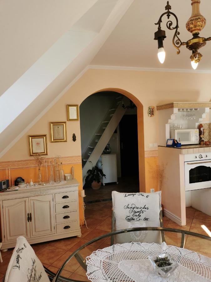 Apartmaji Arko Ribnica Oda fotoğraf
